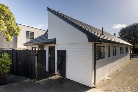 Photo of property in 44 Te Ngaio Road, Mount Maunganui, 3116