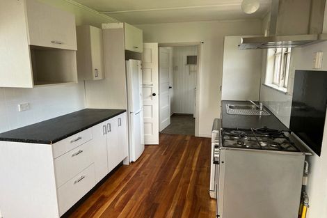 Photo of property in 27 Newcombe Street, Naenae, Lower Hutt, 5011