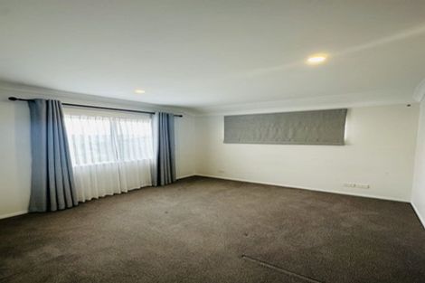 Photo of property in 34a Schnapper Rock Road, Schnapper Rock, Auckland, 0632