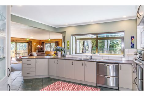 Photo of property in 360 Wairere Road, Waitakere, Henderson, 0782