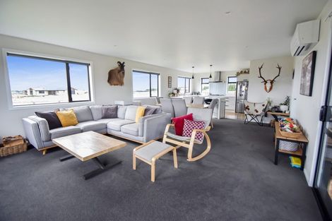 Photo of property in 68 The Drive, Twizel, 7999