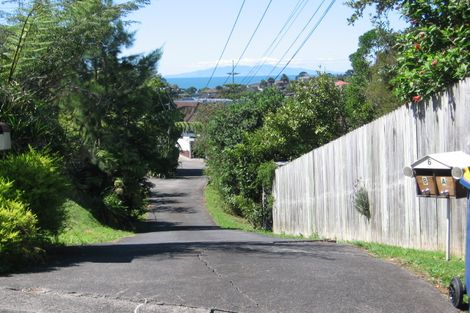 Photo of property in 1/4 Phillipa Place, Browns Bay, Auckland, 0630