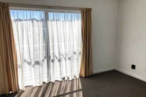 Photo of property in 2/49 Waltham Road, Sydenham, Christchurch, 8023