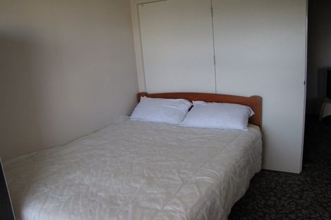 Photo of property in Empire Apartments, 1327/21 Whitaker Place, Grafton, Auckland, 1010