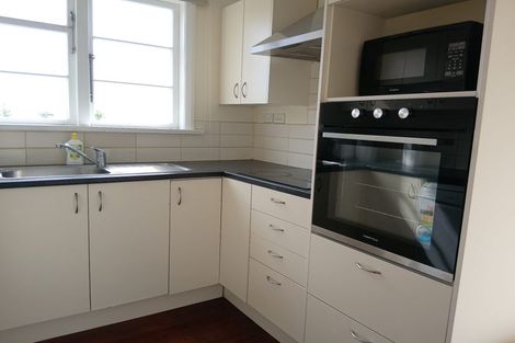 Photo of property in 112 Grafton Road, Roseneath, Wellington, 6011