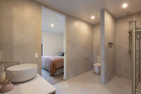 Photo of property in Kawarau Heights, 22 Kawarau Heights Boulevard, Lake Hayes, Queenstown, 9304