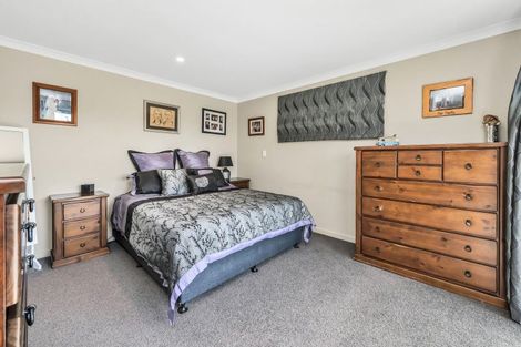 Photo of property in 13 Cressy Place, Darfield, 7510