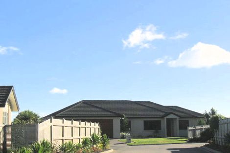 Photo of property in 50 Realm Drive, Paraparaumu, 5032