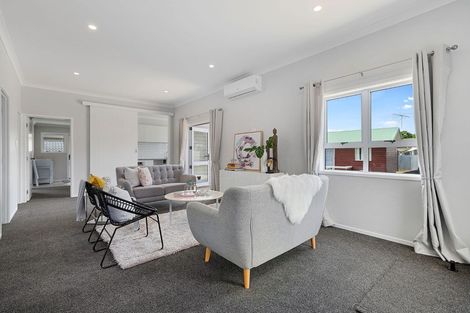 Photo of property in 10 Church Street, Tuakau, 2121