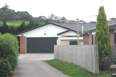 Photo of property in 23 Greenberry Drive, Ranui, Auckland, 0612
