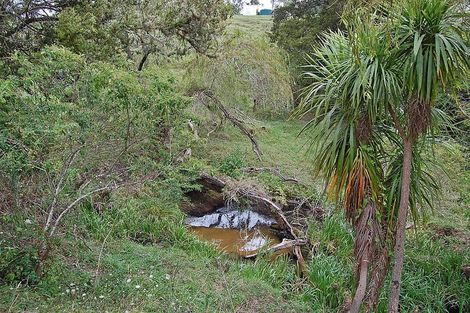 Photo of property in 87 Settlement Road, Kaiwaka, 0573