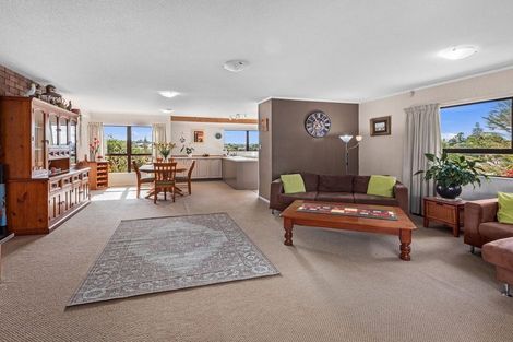 Photo of property in 3 Magnolia Avenue, Opaheke, Papakura, 2113