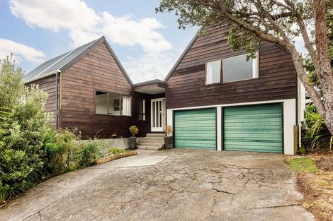 Photo of property in 18 Langwell Place, Papakowhai, Porirua, 5024