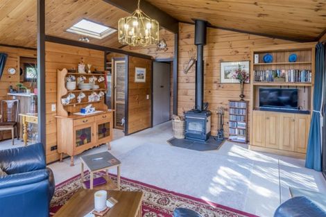 Photo of property in 203 Mill Road, Otaki, 5512