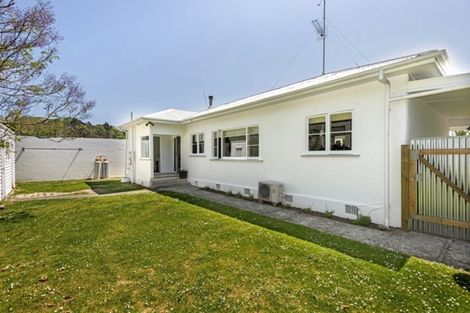 Photo of property in 5 Maki Street, Kaiti, Gisborne, 4010