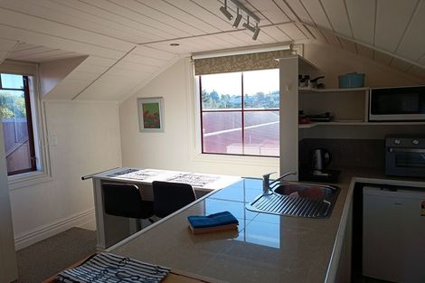 Photo of property in 16 Milford Avenue, Calton Hill, Dunedin, 9012