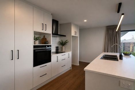 Photo of property in 30 Grey View Grove, Rangiora, 7400