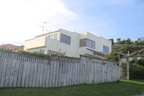 Photo of property in 2 Glengavel Grove, Papakowhai, Porirua, 5024