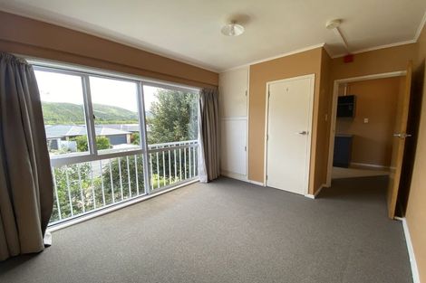 Photo of property in 95 Farmer Crescent, Taita, Lower Hutt, 5011
