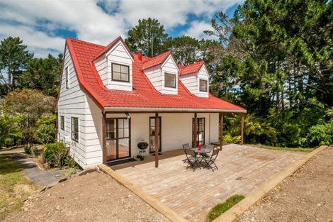 Photo of property in 43 Oteha Valley Road, Northcross, Auckland, 0632