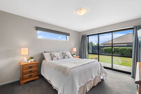 Photo of property in 75 Metehau Street, Marshland, Christchurch, 8083