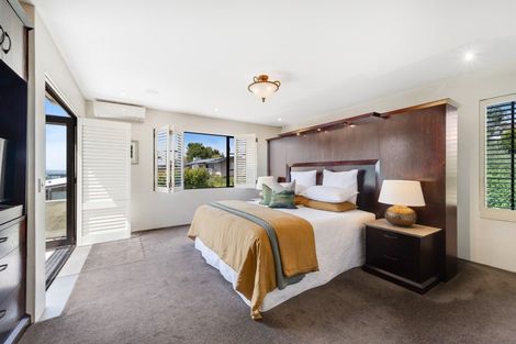 Photo of property in 2 Glenoaks Rise, Mellons Bay, Auckland, 2014