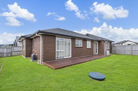 Photo of property in 28 Rainsford Road, Pukekohe, 2120