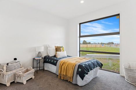 Photo of property in 7 Greig Crescent, Amberley, 7481