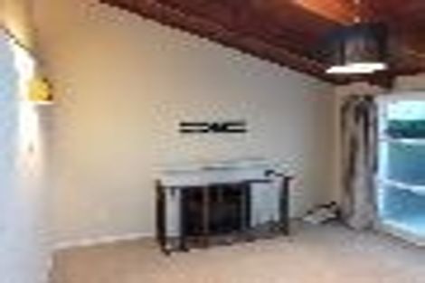 Photo of property in 8 Peter Terrace, Castor Bay, Auckland, 0620