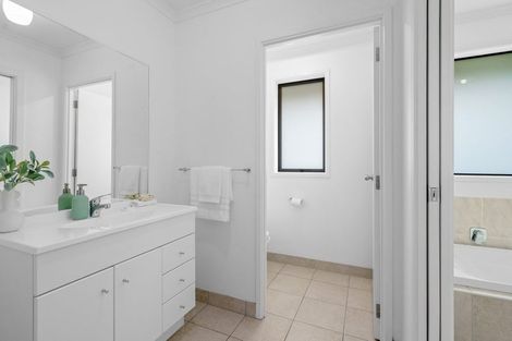 Photo of property in 2 Lake View Drive, Karapiro, Cambridge, 3494