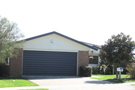 Photo of property in 22 Village Park Drive, Welcome Bay, Tauranga, 3112