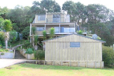 Photo of property in 111 Waireka Place, Whangamata, 3620
