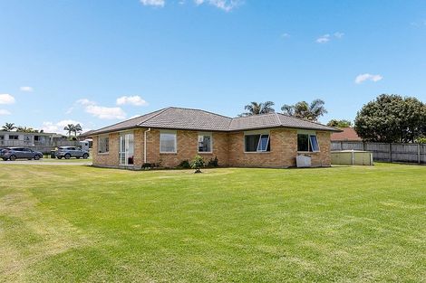 Photo of property in 48 Omana Avenue, Shelly Beach, Helensville, 0874