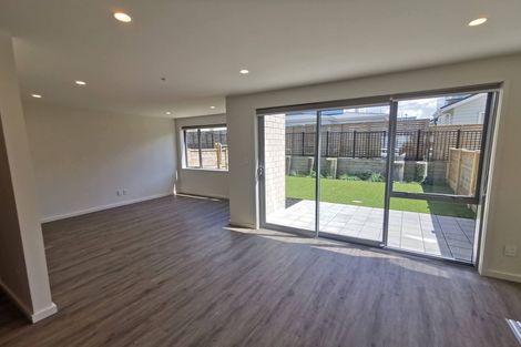 Photo of property in 15 Gunn Way, Hobsonville, Auckland, 0616