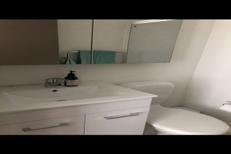 Photo of property in Dual Apartments, 108/142 Vivian Street, Te Aro, Wellington, 6011