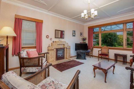 Photo of property in 25 Wycolla Avenue, Saint Clair, Dunedin, 9012