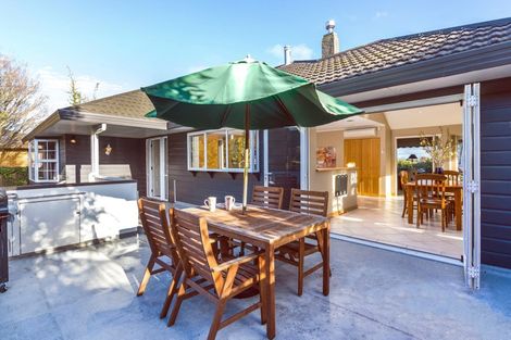 Photo of property in 95 Shepherd Road, Waipahihi, Taupo, 3330