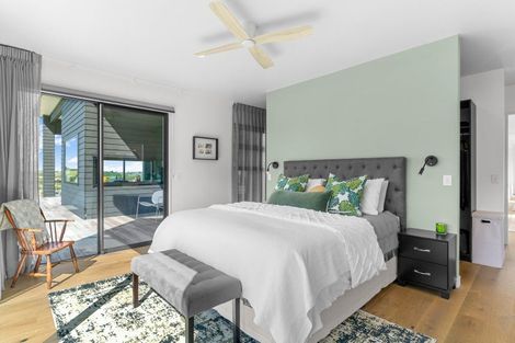 Photo of property in 84 Robert Hastie Drive, Mangawhai, 0573