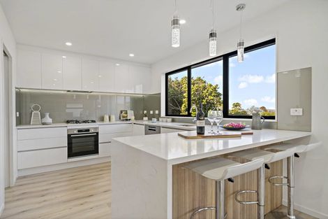 Photo of property in 11 Tawapou Close, Massey, Auckland, 0614