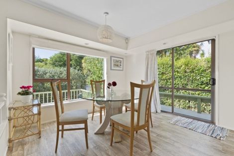 Photo of property in 5 Ladies Mile, Manly, Whangaparaoa, 0930