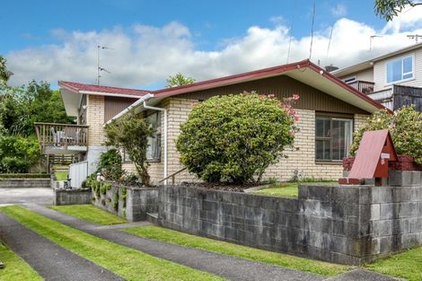 Photo of property in 5 Penrith Street, Westown, New Plymouth, 4310