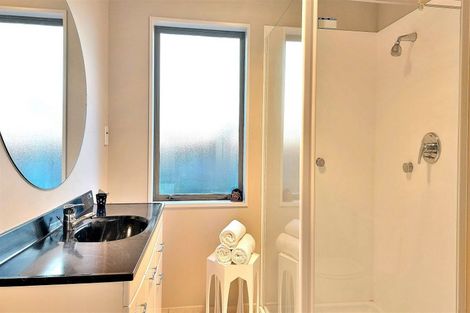 Photo of property in 27 Stableford Green, Burnside, Christchurch, 8053