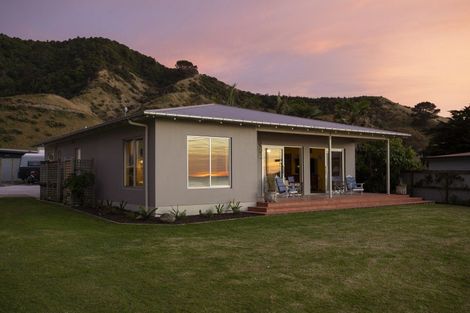 Photo of property in 599 Waihau Road, Tolaga Bay, 4073