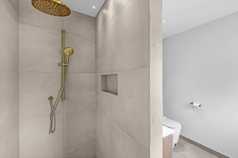 Photo of property in 55 Elizabeth Street, Waikanae, 5036