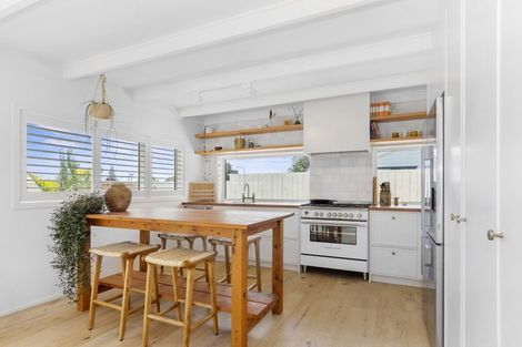 Photo of property in 86a Oceanview Road, Mount Maunganui, 3116