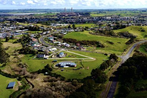 Photo of property in 38 Mcvie Road, Huntly, 3700