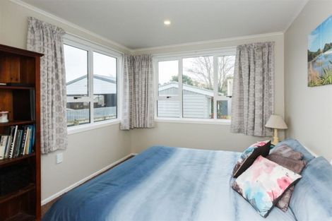 Photo of property in 5 Ilford Place, Awapuni, Palmerston North, 4412