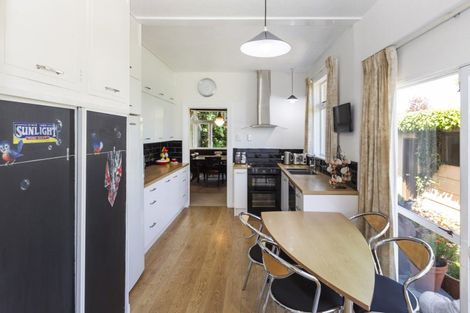 Photo of property in 88 Totara Street, Fendalton, Christchurch, 8041