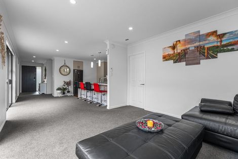 Photo of property in 129 Ballintoy Park Drive, Welcome Bay, Tauranga, 3175