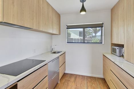 Photo of property in 1/8 Kimdale Place, Totara Heights, Auckland, 2105